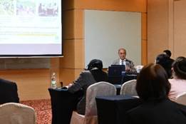 テレビを見る人
AI 生成コンテンツは誤りを含む可能性があります。