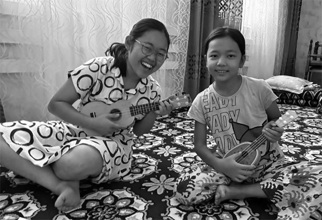 写真1　ウズベキスタン協力隊員の現地での様子