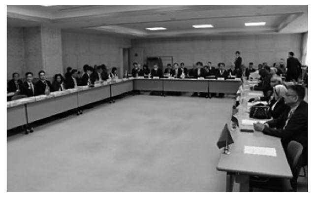 写真４　運営会議開催